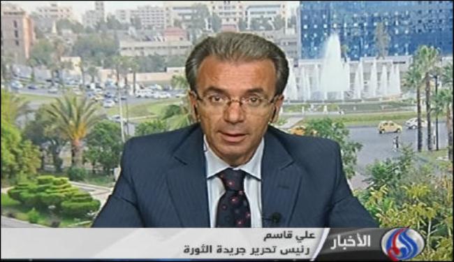 صحفي سوري: باريس تريد تكرار السيناريو الليبي في سوريا