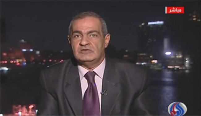 صحفي مصري يدين تبرير العمل المسلح بسوريا