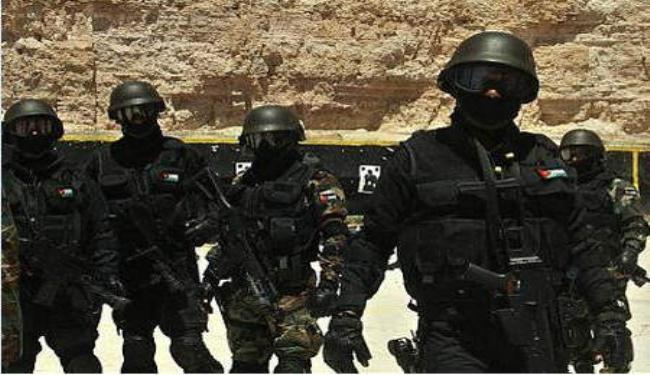 فايننشال تايمز: الجيش الاميركي يدرب القوات الاردنية للتدخل في سوريا