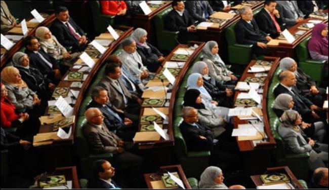 تونس :جدل حاد حول الدستور الجديد