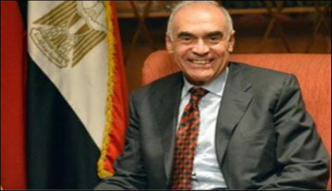 وزير الخارجية المصرية يهاتف أوغلو وصالحي حول أزمة سوريا