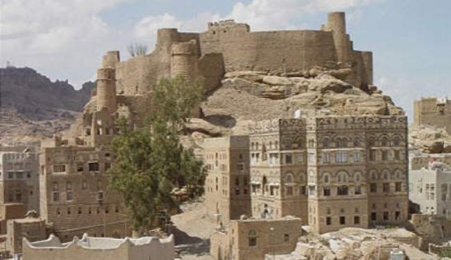 انهيار أكبر قلعة تاريخية في اليمن بسبب الأمطار