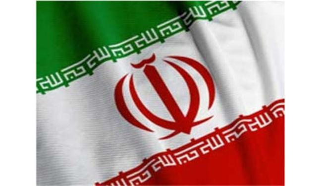 مبتكر ايراني يصمم طائرة استطلاع مصغرة من نوع (mav)