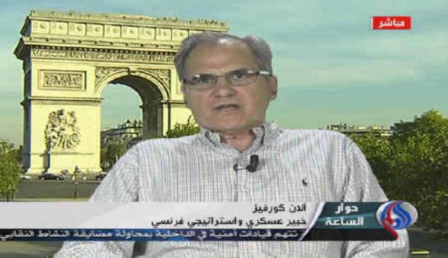 خبير فرنسي ينتقد دعم باريس للمسلحين بسوريا