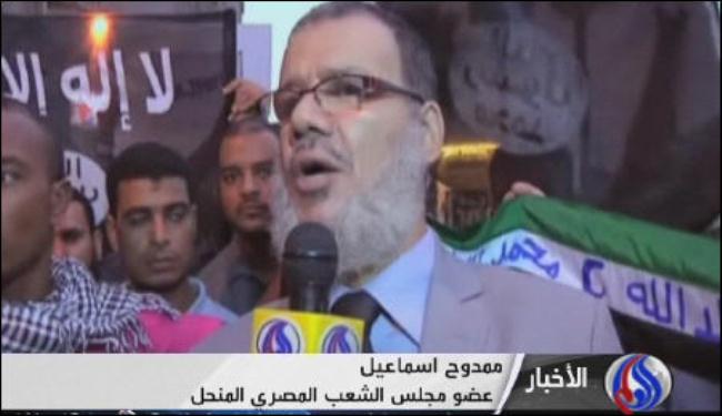 المصريون يطالبون الحكومة بموقف حازم ازاء الاساءة للنبي