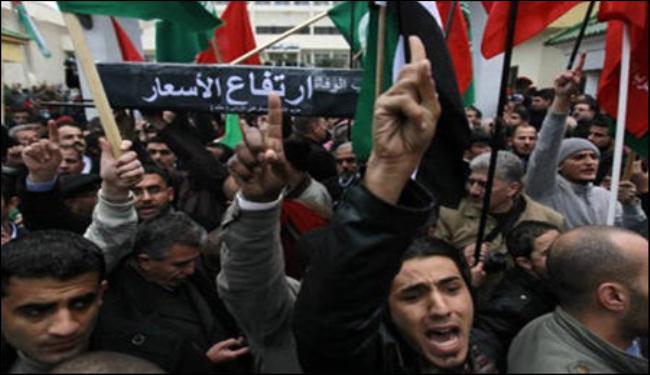 الاردن : إرجاء وحراك ومسيرة مرتقبة