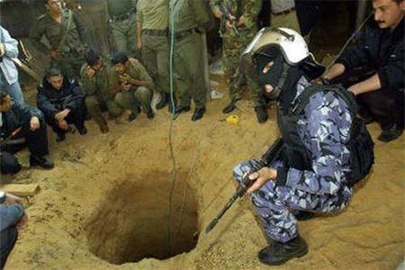 موافقت حماس با بستن تونلها درمرز مصر