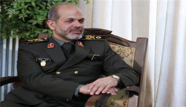 وحيدي: لا حدود لتعزيز العلاقات الدفاعية بين ايران والعراق