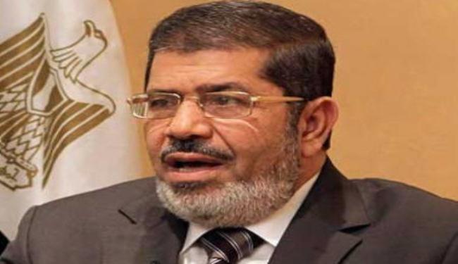 مرسي يقول انه لم يحقق الاهداف التي وعد بانجازها خلال 100 يوم