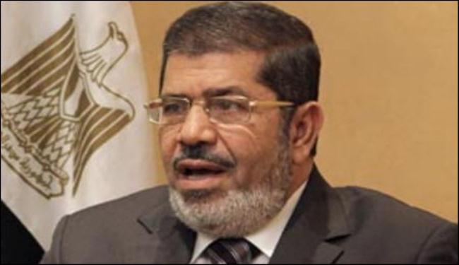 مرسي يعفو عن معتقلي الثورة المصرية