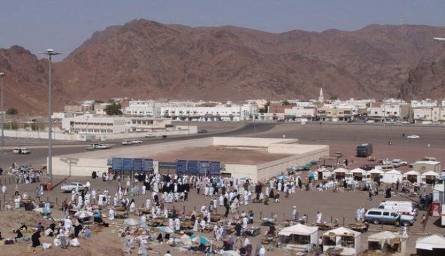 الشرطة الدينية السعودية تهاجم زائرات مقبرة البقيع