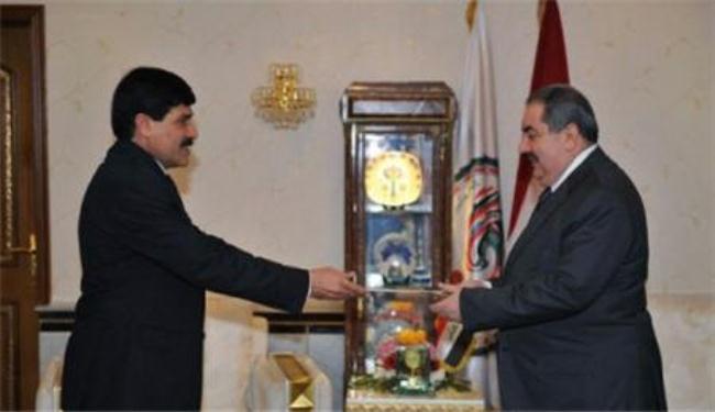 زيباري يتسلم أوراق اعتماد السفير السوري الجديد في العراق
