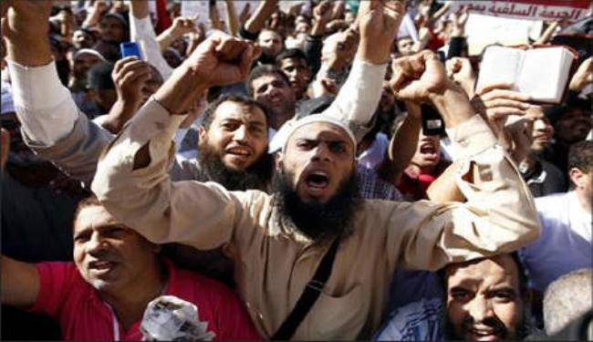 الحراك المتشدد لن يُنهي الخلافات حول الدستور المصري