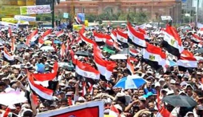 مصر:إنقسامات حول مسودة الدستور