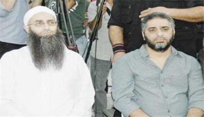 فضل شاكر يجند مسلحين من عين الحلوة الى جانب الاسير