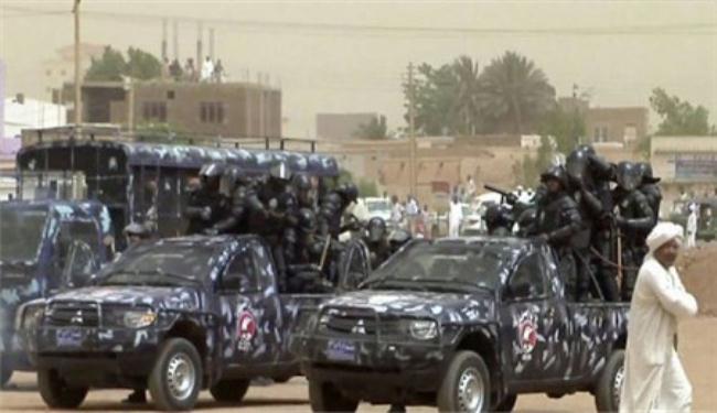 شهود عيان: الشرطة السودانية تفرق تظاهرة بالخرطوم