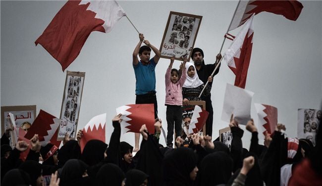 انقلابیون بحرین خیابانهای اصلی را بستند