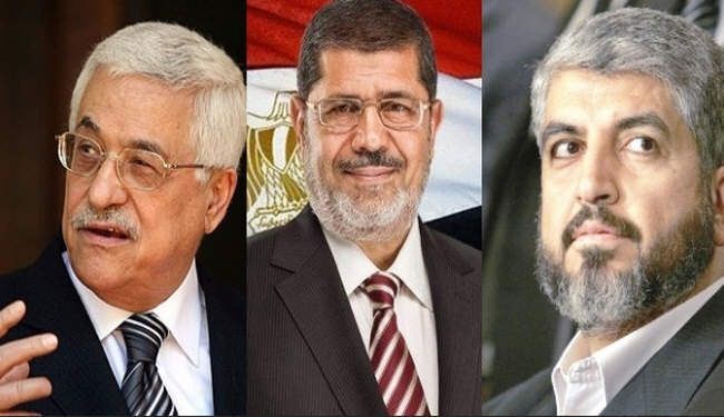 اجتماع بين مرسي وعباس ومشعل اليوم في القاهرة