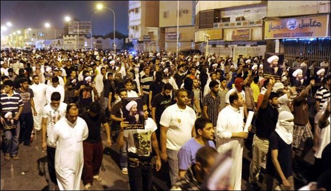 خبير سعودي يحذر من التنكر لمطالب المتظاهرين