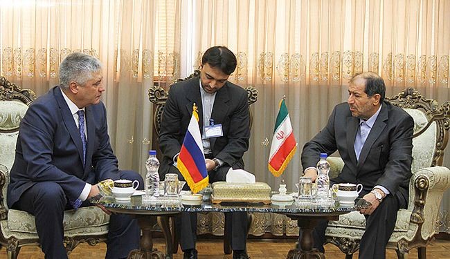ایران و روسیا توقعان اتفاقیة امنیة مشتركة