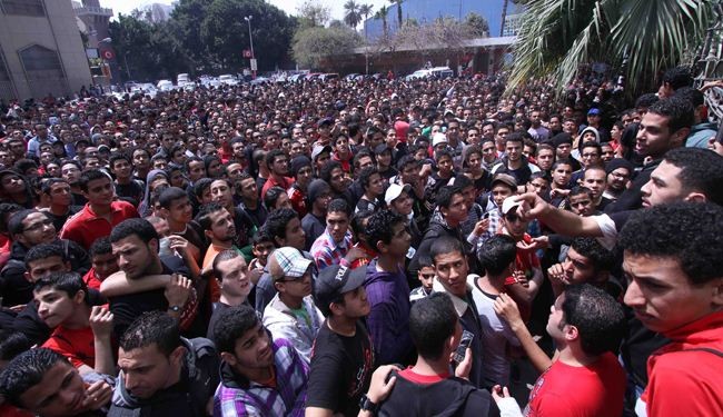يجب المحافظة على سلمية التظاهرات في مصر