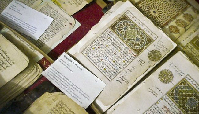 اوغلي يدين احراق مخطوطات اسلامية في مالي
