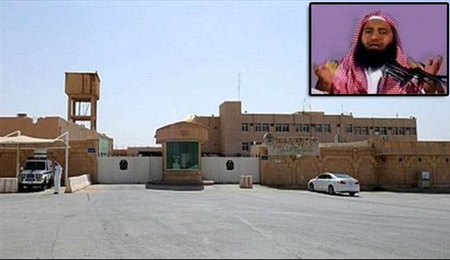 الامن السعودي يعتدي على الشيخ العنزي لتاييده اعتصاما للمعتقلين
