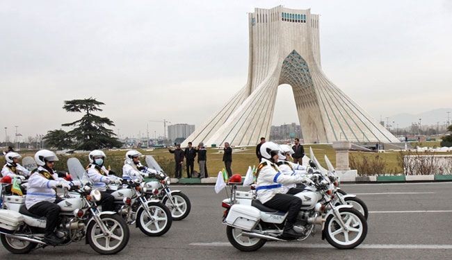 إيران: بدء احتفالات 