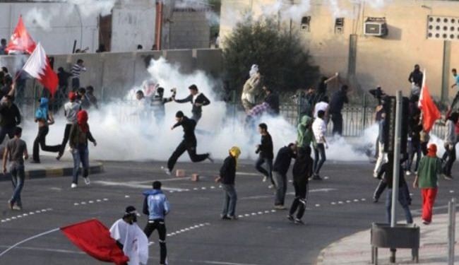 Bahraini forces disperse anti-regime protesters