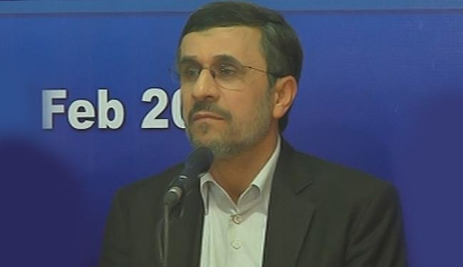 احمدي نجاد : لا تفاوض مع امريكا في ظل الضغوط