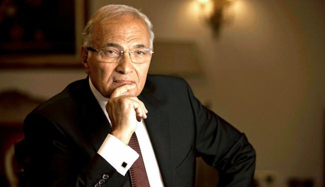 أحمد شفيق : نظام حكم الإخوان سينهار قريباً