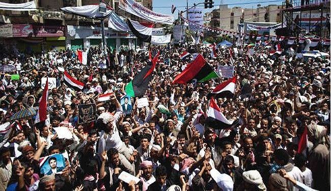 رژیم دیکتاتوری یمن هنوز سرنگون نشده است