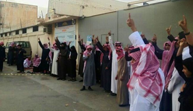 اعتصام نشطاء سعوديين أمام سجن الصفرا ببريدة