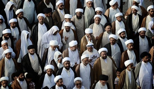 علماء البحرين يدعو الشعب إلى مواصلة الاحتجاجات