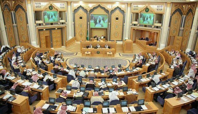 اعضاء مجلس الشورى السعودي الجديد يؤدون اليمين