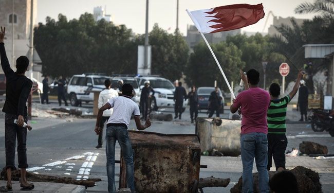 ناشط بحريني ينتقد الدخول في حوار مع النظام