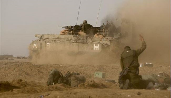 Zionist army tanks pound east of Gaza, 3 injured