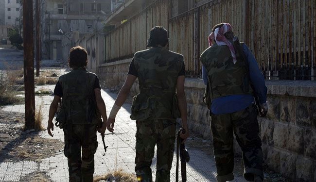 الجيش السوري يلاحق المسلحين موقعاً خسائر فيهم