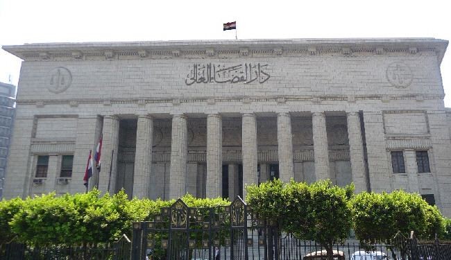 القضاء الاداري المصري يوقف انتخابات مجلس النواب