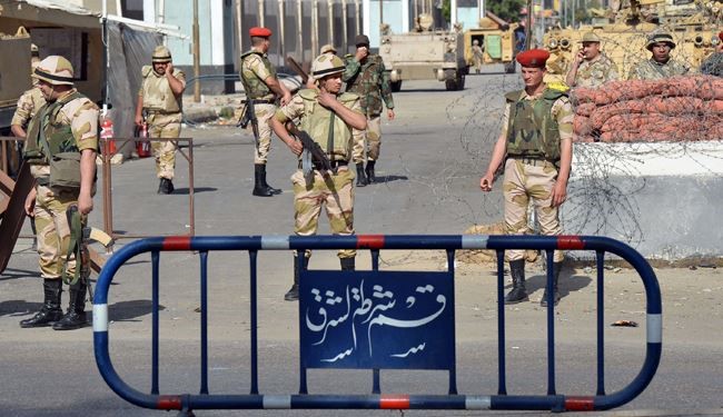 باشگاه افسران ارتش در قاهره آتش گرفت