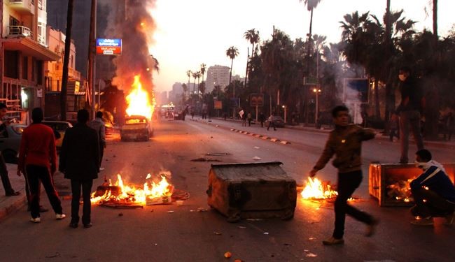 مصر : ازمات داخلية وترقب لآت