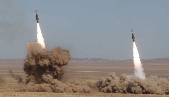 بدء مناورات للجيش الايراني واختبار صواريخ جديدة