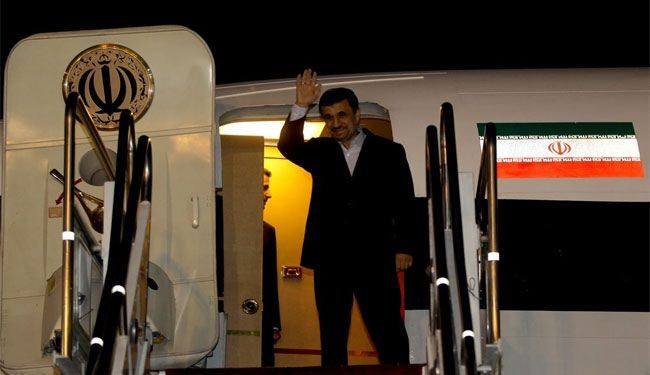 الرئیس أحمدي نجاد یغادر طهران إلى ترکمنستان