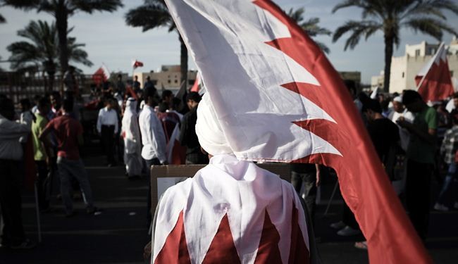 البحرينيون يشيعيون اليوم الشهيد جعفر الطويل ‫