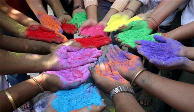 جشنواره رنگ‌ها در هند 16 قربانی گرفت