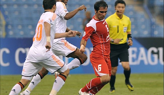 الشباب يتخطى تراكتورسازي ويتصدر مجموعته