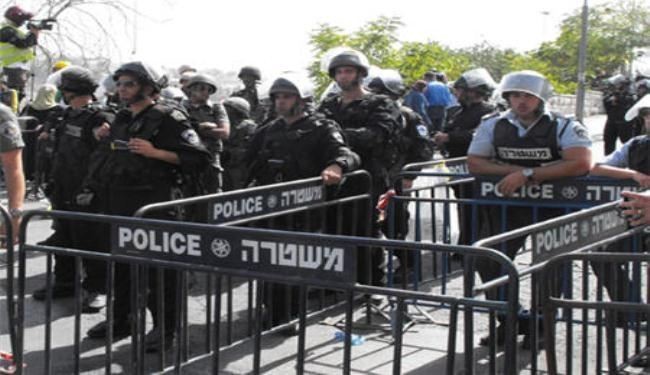 الاحتلال يفرض القيود على دخول المصلين للاقصى