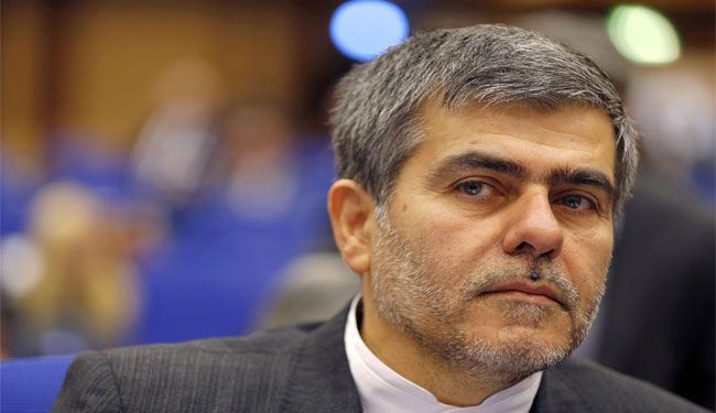 ايران تبني مفاعل مياه ثقیلة مخصصاً للأبحاث العلمية