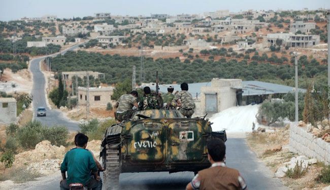 الجيش السوري يفك حصار معسكرين في إدلب