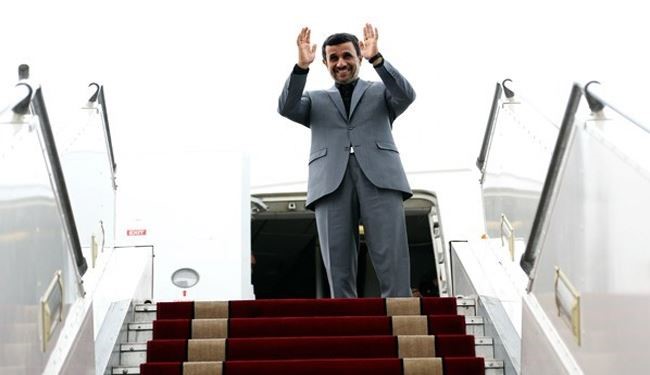 Ahmadinejad starts visit to 3 African nations